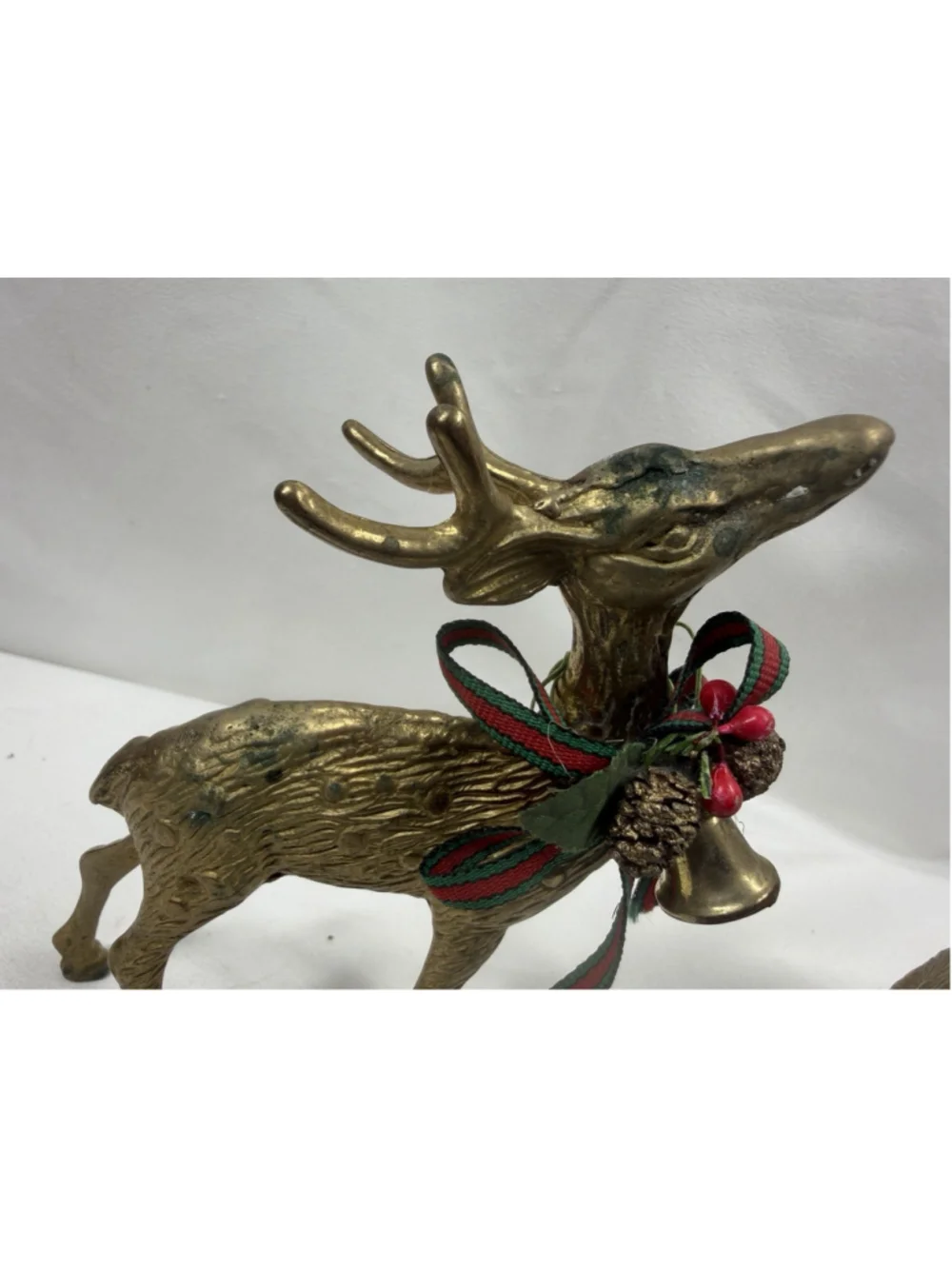 Vintage 2 Brass Deer Figurine Statues Buck & Doe Christmas Reindeer Has Patina
